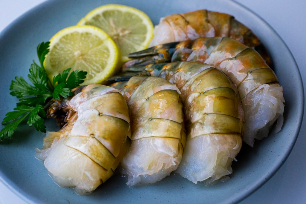 🦐

#shrimplovers #shrimplife #shrimpstirfry #healthyish #healthyoption #healthyfoodieideas #seafoodie #seafoodies #torontoseafood #seafoodto #seafoodlove #seafoodtime #seafoodporn #seafoodlovers #seafooddiet #seafoodlife  #fishmonger #fishmarket  #fishlover #shellfishtoronto