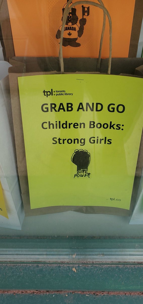 vickyyyf's tweet image. Some from the children&apos;s selection. My preference is the shark bag.