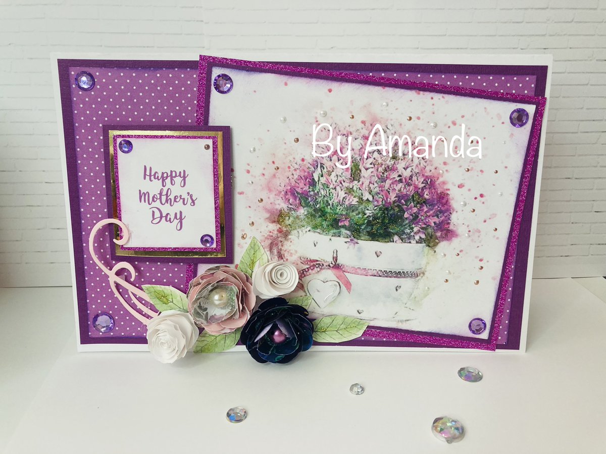 Opulencebydesi1's tweet image. New project - i hope you like it :-) If you would like to give this a go the tutorial and design sheet are available here: payhip.com/b/jdYQ
#cardmakingtutorial #freecardmakingclass #cardmakingideas #cardmakinginspiration #freecraftvideos #learntomakecards #getcrafting