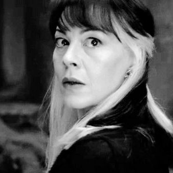Nous venons d’apprendre le décès de Helen McCrory, qui avait incarné Narcissa Malefoy, âgée de 52 ans. L’actrice a été emportée par le cancer.
#RIPHelenMcCrory