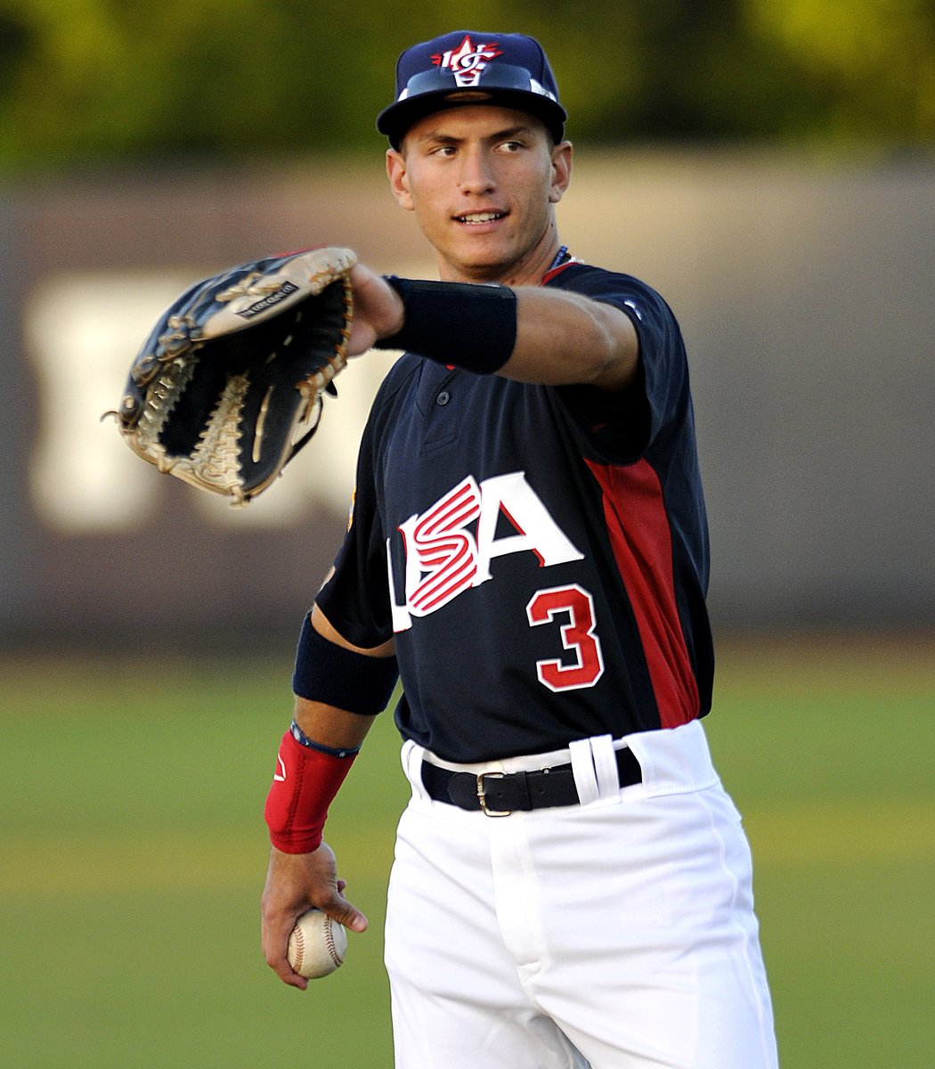 Wishing a very happy birthday to 1-2-3-4-5-6-7-time 🇺🇸 alum, <a href="/albertalmora/">Albert Almora Jr.</a> 🥳🥳