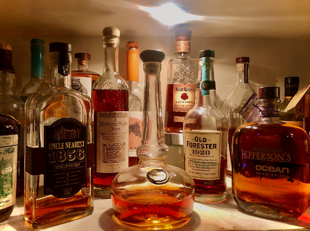 Happy Weekend from the Restaurant Rebirth Crew! Let's make it a great one. Cheers! 🥂 Contact us today to reserve your own personal Flight Experience ✨
.
Reserve your table on our website 👉 1l.ink/JVBNQ3R 
Order online any time 👉 1l.ink/CMGFX8X