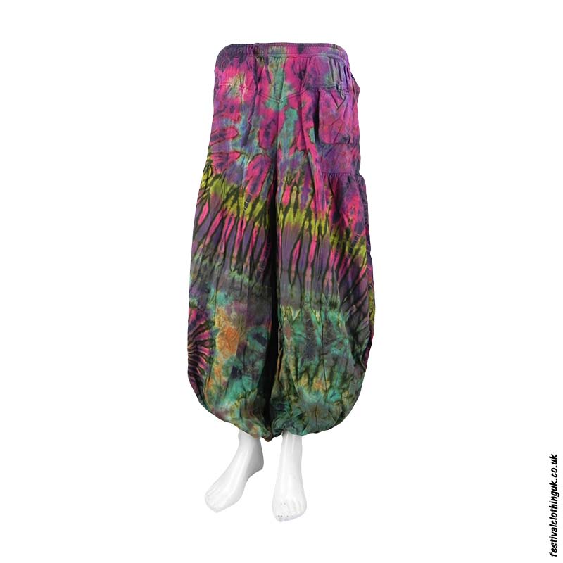 FestivalThreads's tweet photo. Take a look at these awesome tie dye baggy trousers. Once size fits most. https://t.co/U04lqifelH
#festivalclothing #Festivalseason #festival #festivals #festivalclothes #clothing #handmade #hippie #hippy #tiedye https://t.co/XQsQz8LMqs
