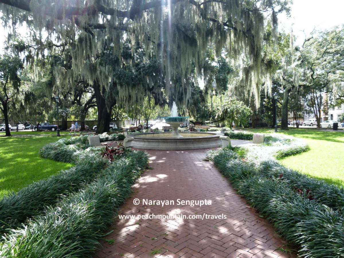 Savannah - 4/  #travel  #history  #Georgia  #USA – The city has plenty of beautiful walk-up townhomes around its verdant squares. Each square has a monument, statue or fountain, etc. It's a hot city, but the live oaks and buildings provide plenty of shade.  #ForrestGump filmed here.