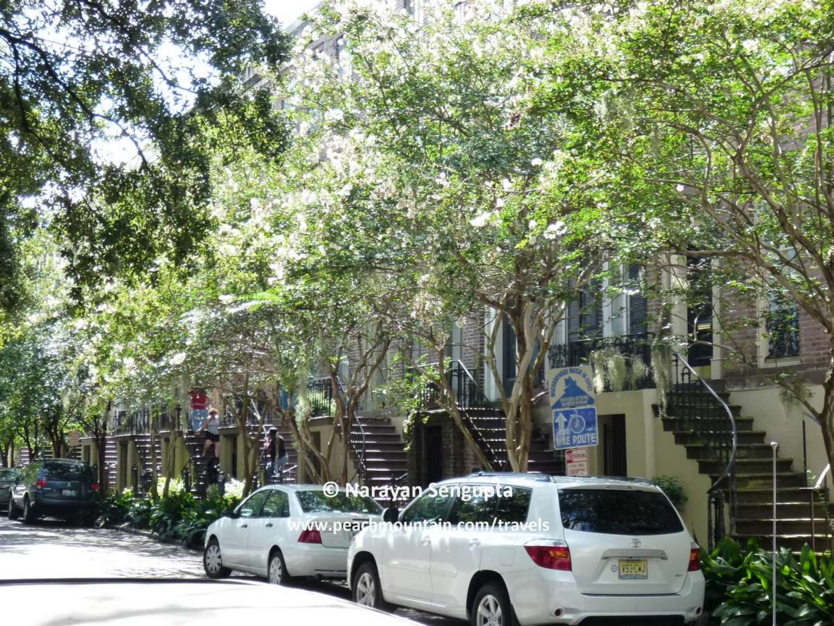 Savannah - 4/  #travel  #history  #Georgia  #USA – The city has plenty of beautiful walk-up townhomes around its verdant squares. Each square has a monument, statue or fountain, etc. It's a hot city, but the live oaks and buildings provide plenty of shade.  #ForrestGump filmed here.