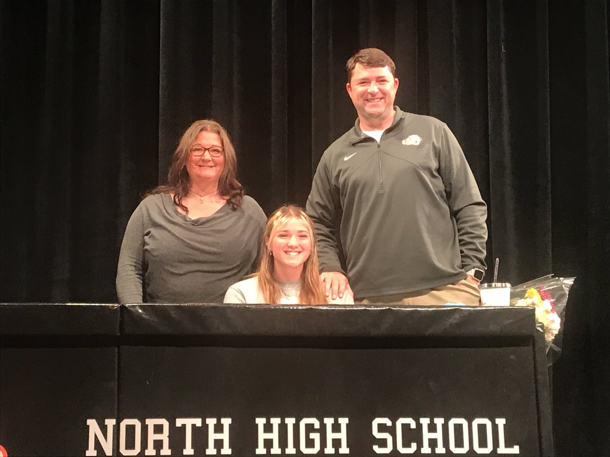 northrangers's tweet photo. Congratulations Hailie Wilson on your commitment to further your academic and golf career on Ohio Northern University! https://t.co/RtguN5zwPO