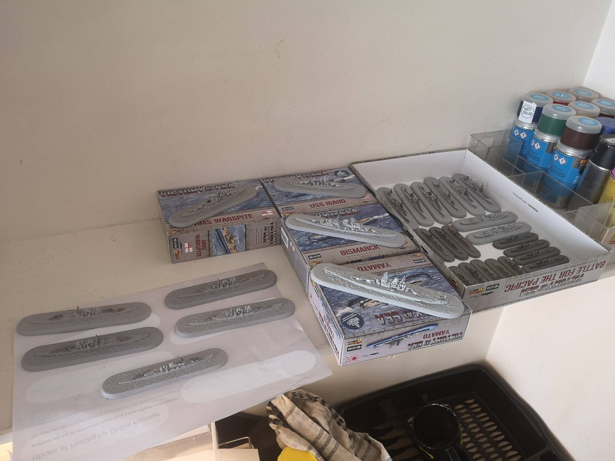 BofOPstudio's tweet photo. The first half of this commission is built, and I found a clear primer! Giving it a go, next up, I gotta wash 4 navy fleets!
#bofops #commission #commissionpainter #warlordgames #victoryatsea #ww2 https://t.co/NlgqcFEgiF