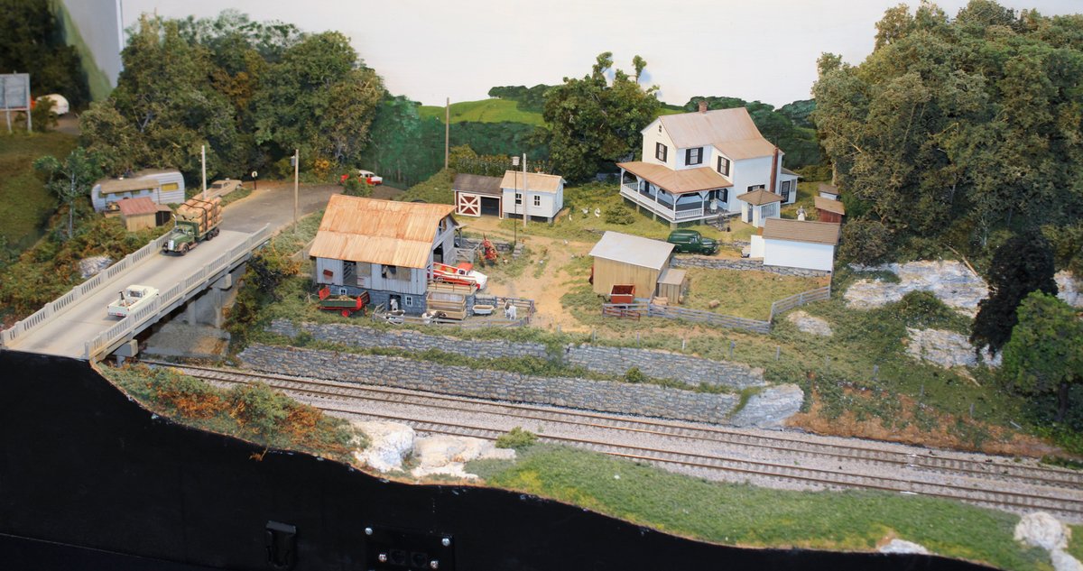 nat_railroad's tweet photo. Head over to the B&O Railroad Museum today to see the Four County Society of Model Engineers HO Scale model layout while it's still on display! And, make it a #FirstMileFriday with an 11:30 AM train ride along the nation's first mile of commercial railroad.
#ModelTrains #Friday https://t.co/foL0wk2gX5