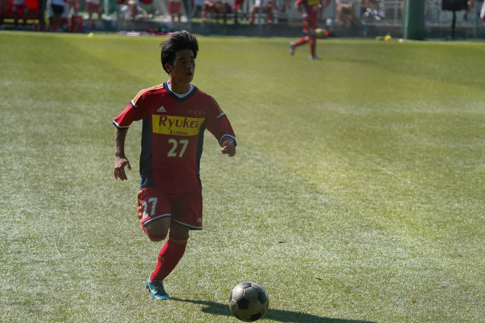 東京農業大学農友会サッカー部 新入生紹介 名前 半田諒馬 はんだ りょうま ポジション サイドハーフ トップ下 出身校 流通経済大学付属柏高校 影響を受けた映画 コーチ カーター 休日の過ごし方 ゲーム 友達と遊ぶ 目標 チームのために戦える