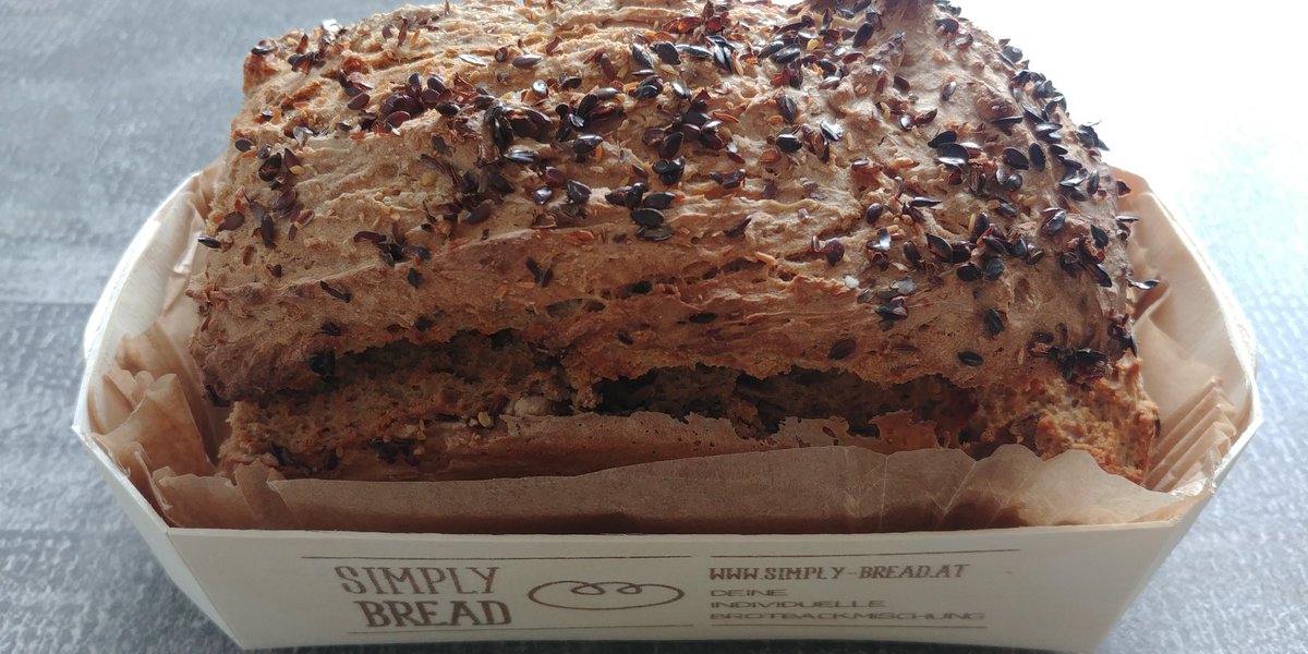 Finally got a chance to bake the #dynaeaster easter bread today and the result is delicious. Many thanks <a href="/DynatraceLife/">Dynatrace Life</a>! #dynatracelabs