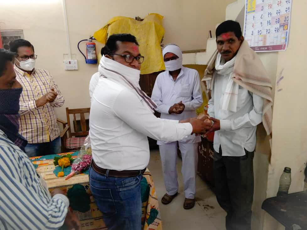 anukool_chavhan's tweet photo. यवतमाळ जिल्हा मध्यवर्ती सहकारी बँक: पुसद तालुका खरीप कर्ज वाटप २०२१. https://t.co/dC22VipCLS