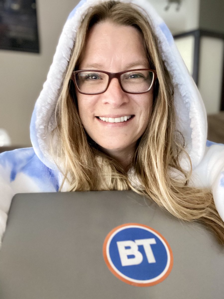 Shannon Loftus (@shannonloftyb) on Twitter photo It’s national pj day! Rocking my ridiculous massive hoodie and working for the best show on TV! <a href="/breakfasttv/">Breakfast Television</a> #bt #bestteam It’s national pj day! Rocking my ridiculous massive hoodie and working for the best show on TV! <a href="/breakfasttv/">Breakfast Television</a> #bt #bestteam