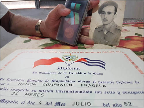 cadenagramonte's tweet photo. En #Giron la juventud cubana demostró que se podía contar con ella  #SomosContinuidad #SonarYContinuar #CubaEsDeTodos  https://t.co/i3Q0H1zOd0 @mariacarmencast @RadioCubitas @UJCdeCuba @AsambleaUjc @juanmendoza89 @mariaebayon @TV_Solvision @radioflorida https://t.co/pWy2p1RLxa