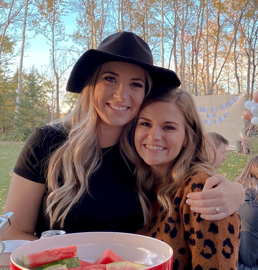 andreeaperry's tweet photo. @MissSBennett47 and I grew up playing “school” together as children, it was always both of our dreams to become teachers one day. Today marks her last day of practicum and university! Welcome to the world of teaching Shayla! ❤️👩🏼‍🏫 📚 Congratulations! https://t.co/OV4pqIpjH4