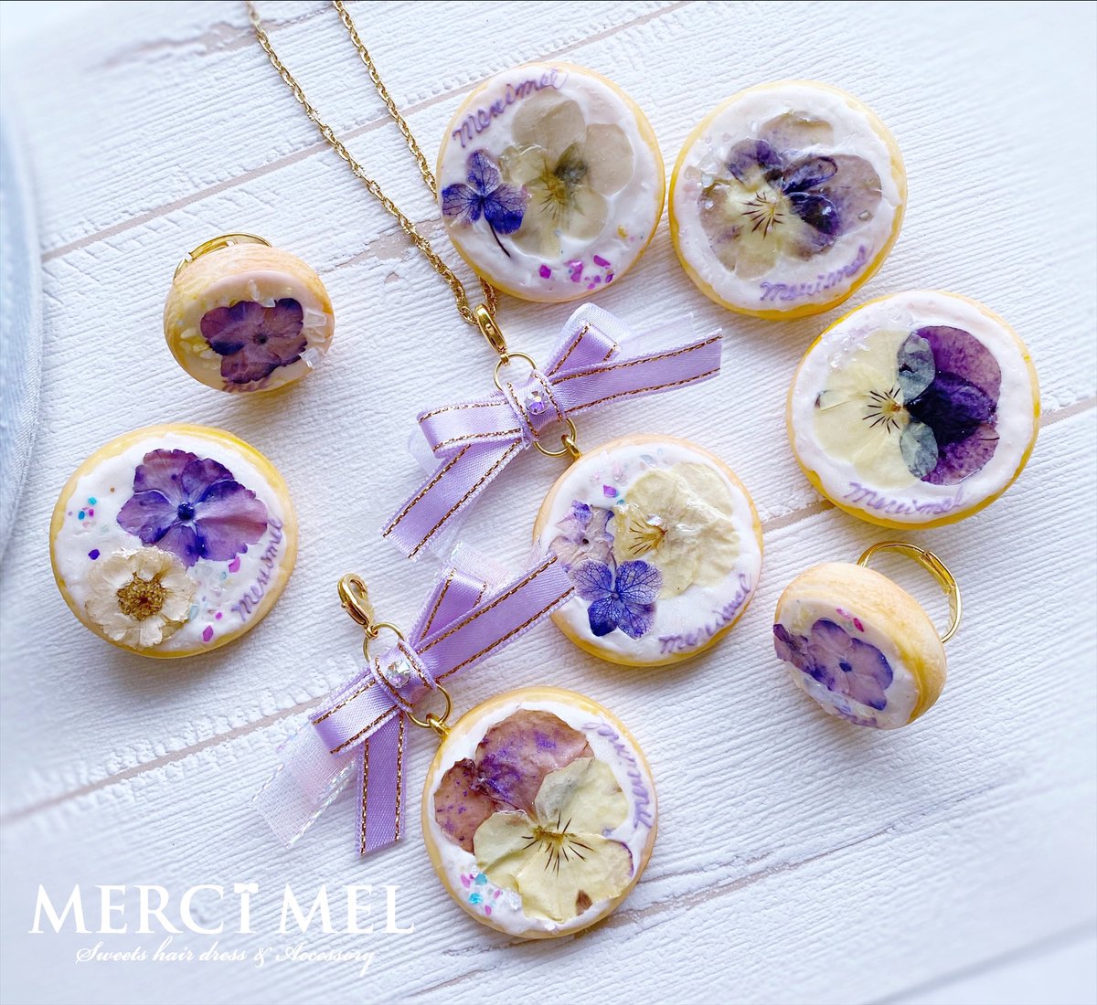 Merci Mel メルシーメル S Tweet ロマンティックガーリーなフェイクスイーツアクセサリーと クラシカルなフラワーアクセサリー を制作しているブランドです 春なのでお花作品でまとめてみました いいなと思ったらぜひ覗いてみてください 素敵なご縁がありますよう