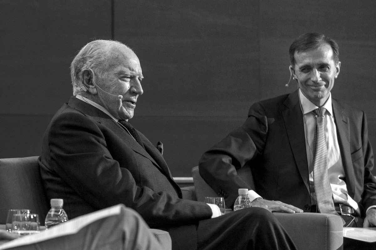 “En estos tiempos convulsos, empresarios y personas como Mariano nos ayudan a todos”. 

Nuestro prof. Jordi Canals dedica en <a href="/LaVanguardia/">La Vanguardia</a> el artículo ‘Persona, empresario, ciudadano’ a la figura de Mariano Puig. 

Leer más: sm.iese.edu/ih5gp2