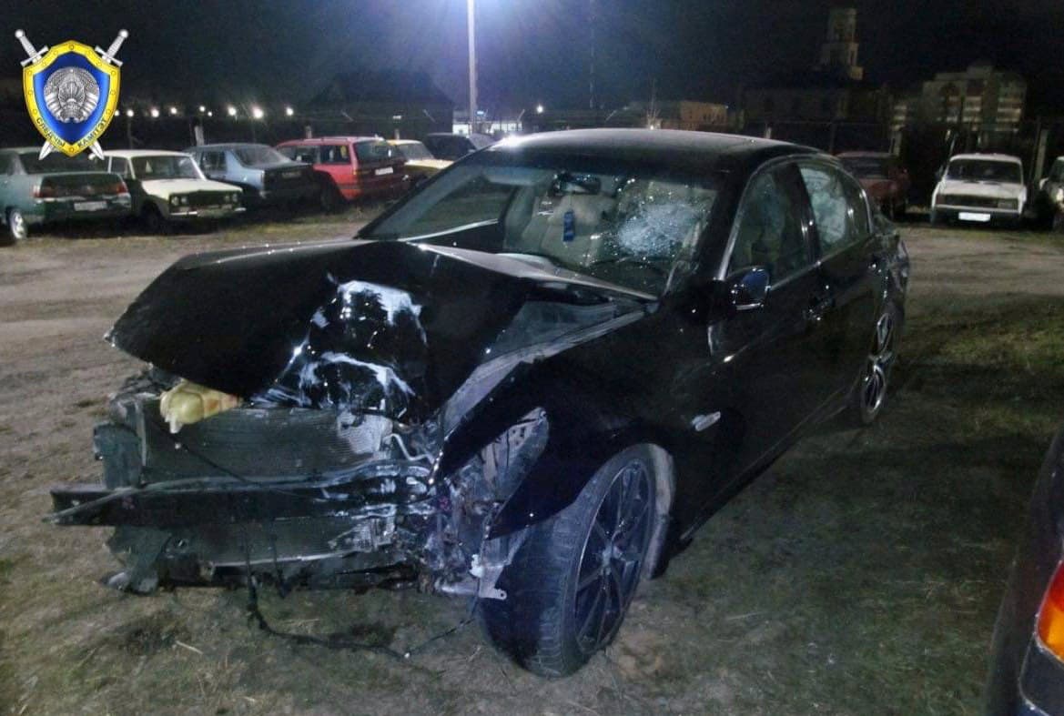 угнанный автомобиль разбит. угнанный автомобиль разбит. разломанные машины. угнанный автомобиль разбит. происшествия ст ленинградская.