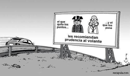 guardiacivil's tweet photo. Igual con un poco de humor...
Circula con precaución. https://t.co/tDm9pGDGVV