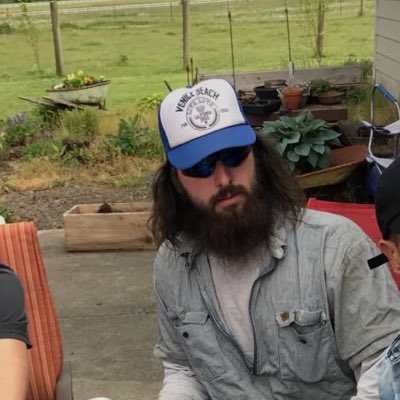 MrLininger's tweet photo. #NewProfilePic https://t.co/YnPsKxzbit