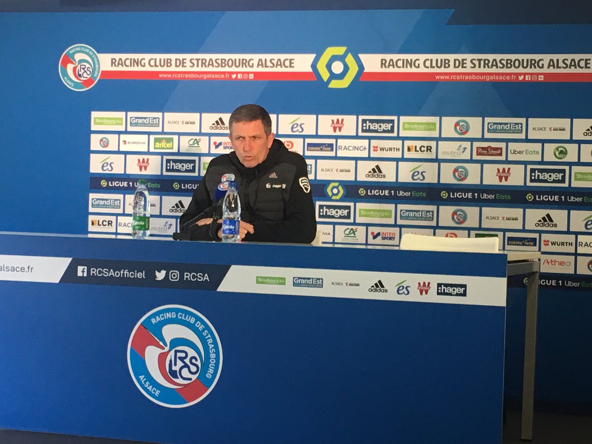 Thierry Laurey sur l’état des troupes avant le match du <a href="/RCSA/">Racing Club de Strasbourg Alsace</a> dimanche à <a href="/nimesolympique/">🐊 Nîmes Olympique</a> : « Normalement ça devrait aller pour Ludo Ajorque, Alex Djiku et Lamine Koné qui avait une petite douleur à un genou » #NORCSA <a href="/Ligue1UberEats/">Ligue1UberEats</a> #FBsport