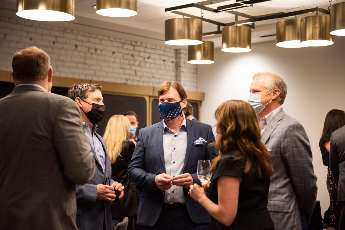 jimfarley98's tweet photo. Last night we raised more than $1M to help end chronic homelessness in Detroit. Thanks to all my friends and colleagues, and all the MI dealers and auto suppliers, who came out and supported @PopeFrancisCntr. I'm truly humbled by the spirit of this city. https://t.co/J26HNjIPv0