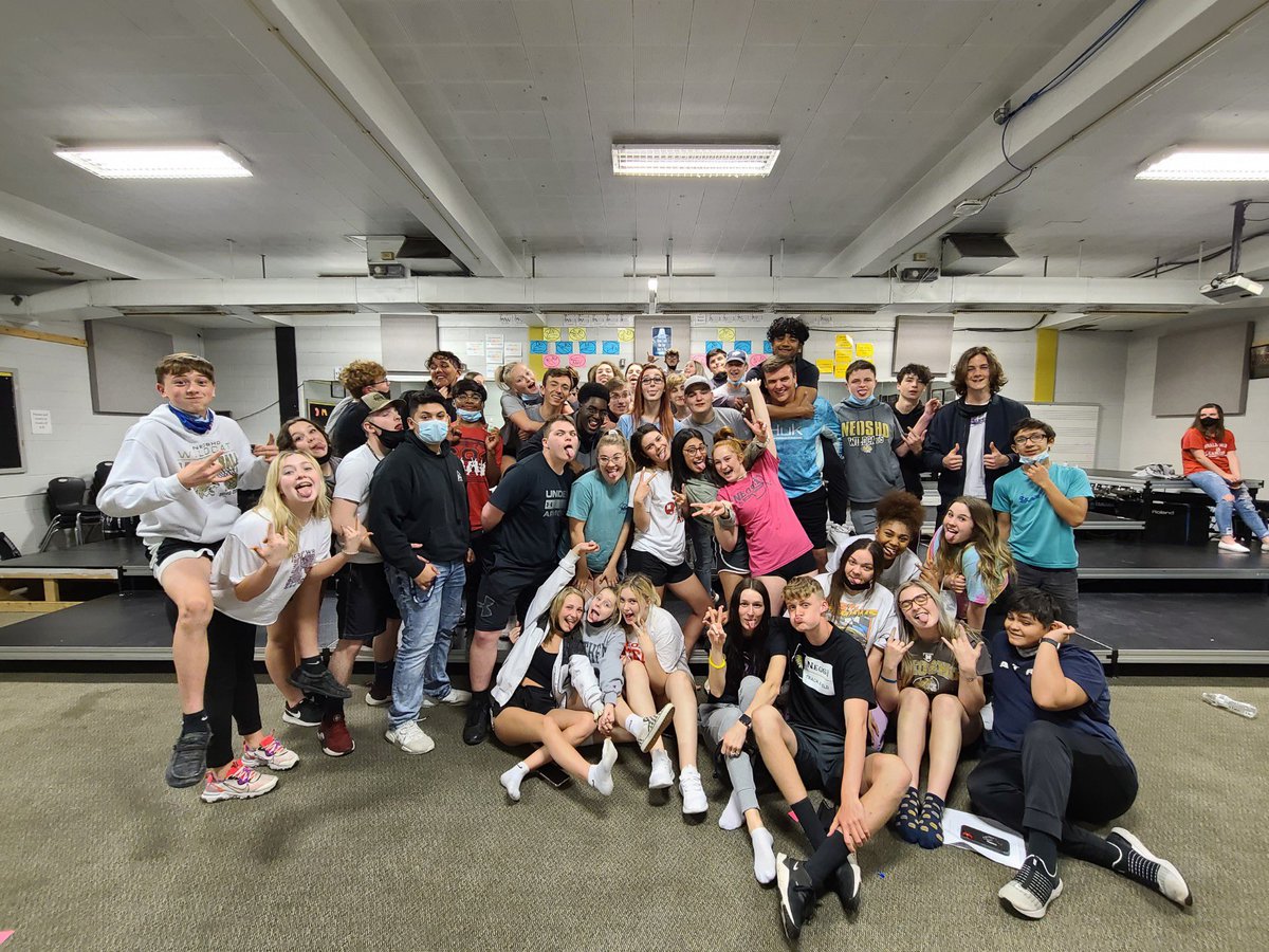 Last Thursday night practice of the season! And last one for our Seniors..🥺❤️