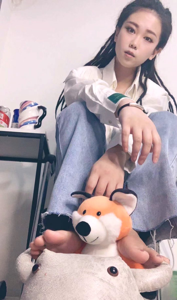 ranyidom's tweet photo. 你们温柔帅气的打桩机爸爸！狗子就要有觉悟，被踩在脚下才是你们的归宿。#女s #四爱 #女攻 https://t.co/JHZUBnk4lc