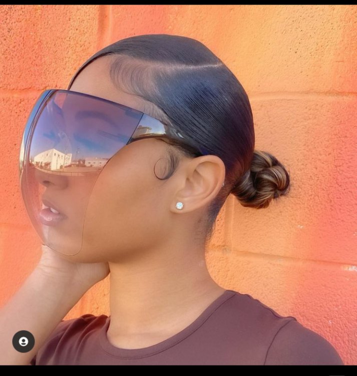 HannahElorm's tweet photo. New fashion face shield available.... 45 cedis... Dm me on 0247475822 https://t.co/VMg8M3L6u5
