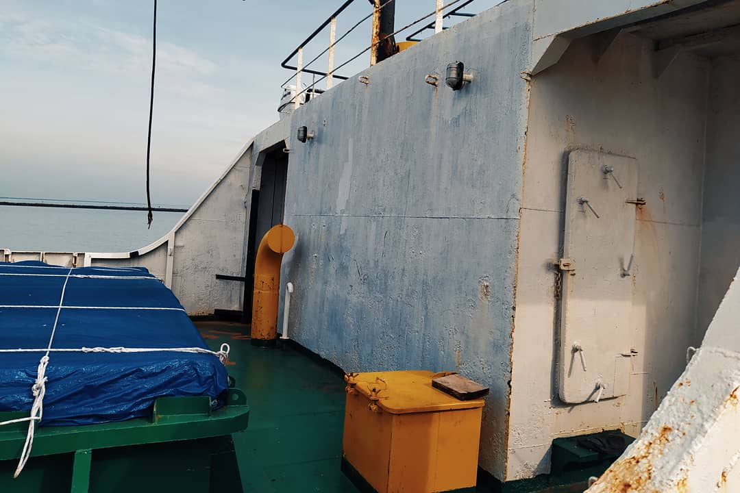 badrudnbaddhin's tweet photo. Salah satu sudut di dermaga Pelabuhan Kendal, beberapa hari yang lalu.
Terlihat kapal yang bersandar dengan nama "Banda Naira" dari Ambon. Langsung ambil handphone, dan mencoba mengcapturenya 📸
#capturelifedifferently https://t.co/1wVL56FsdO