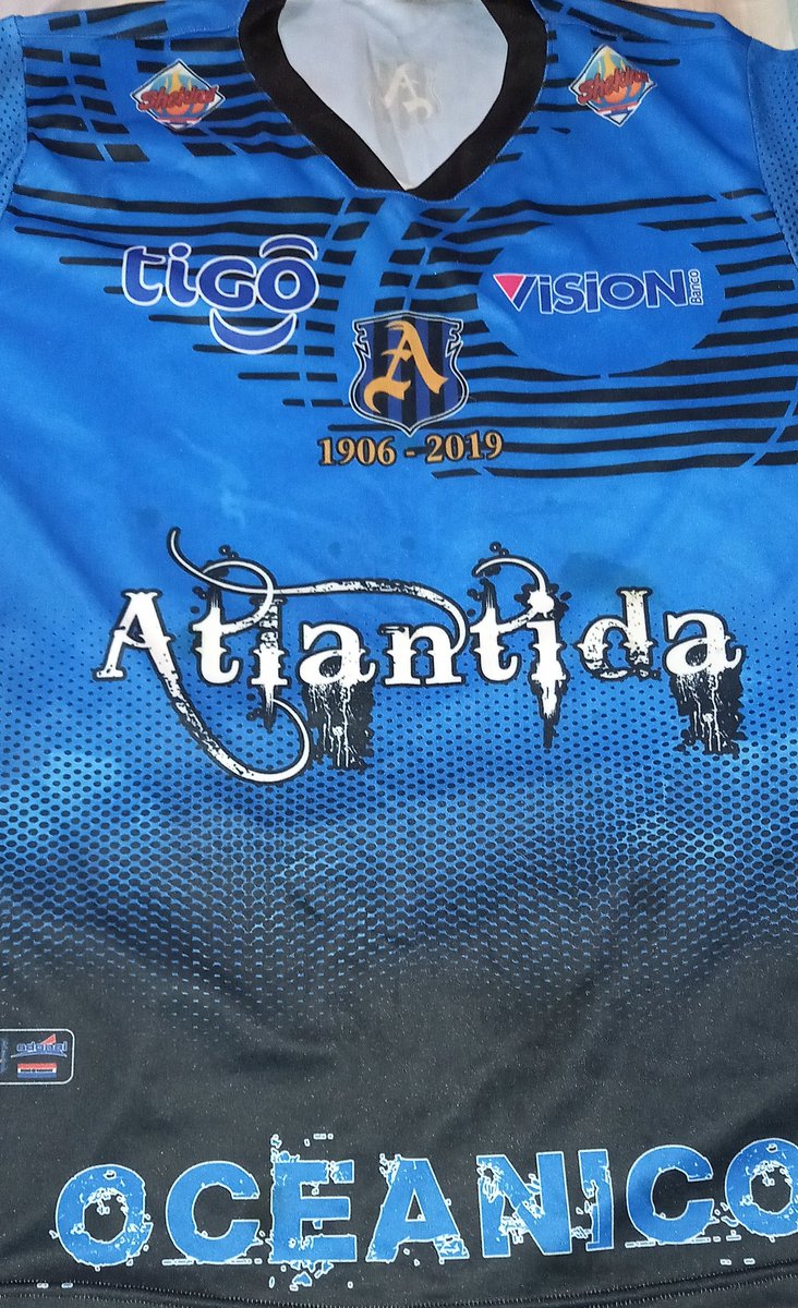 AscensoParaTo2's tweet photo. 📢 ¡QUÉ DICE EL PÚBLICO! 👀 

¿Regalamos una camiseta del club #Atlántida?

Arrancó oficialmente la #PrimeraB, y queremos obsequiar algo a nuestros seguidores, amantes del ascenso paraguayo. ❤✌ 

Tenes que seguirnos 🔝 y darle RT 🔄 nomas

El domingo a las 17hs regalamos 🎊🎁 https://t.co/3y6E5wMXz2