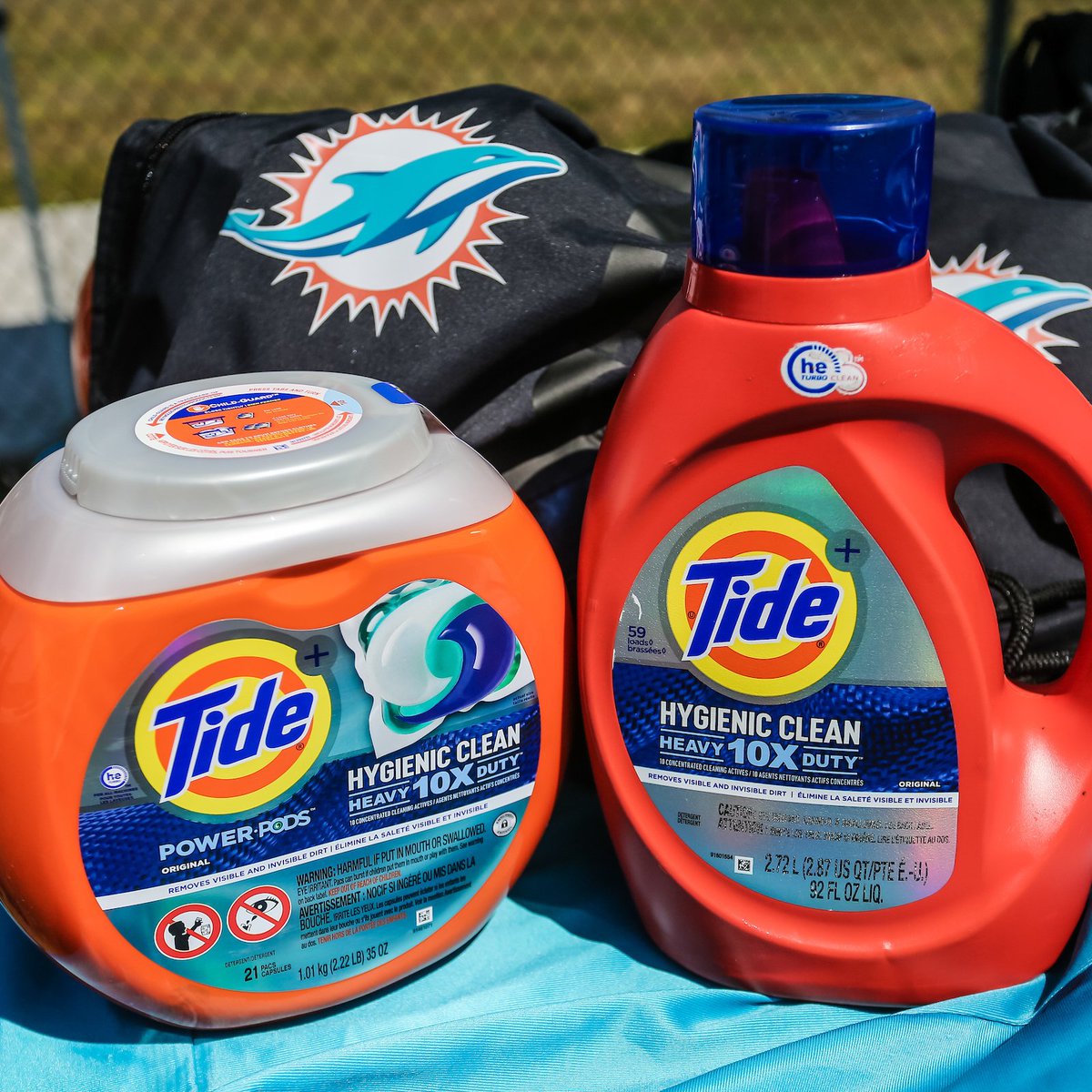 Miami Dolphins Foundation & Community Relations (@finsoffthefield) on Twitter photo How will the <a href="/OHLionsFB/">Olympic Heights HS Football</a> stay fresh in their new gear?
RB <a href="/AhmedSalvon/">Salvon David Ahmed</a> provided <a href="/tide/">Tide</a> Hygienic Clean to keep the teams spotless! How will the <a href="/OHLionsFB/">Olympic Heights HS Football</a> stay fresh in their new gear?
RB <a href="/AhmedSalvon/">Salvon David Ahmed</a> provided <a href="/tide/">Tide</a> Hygienic Clean to keep the teams spotless!