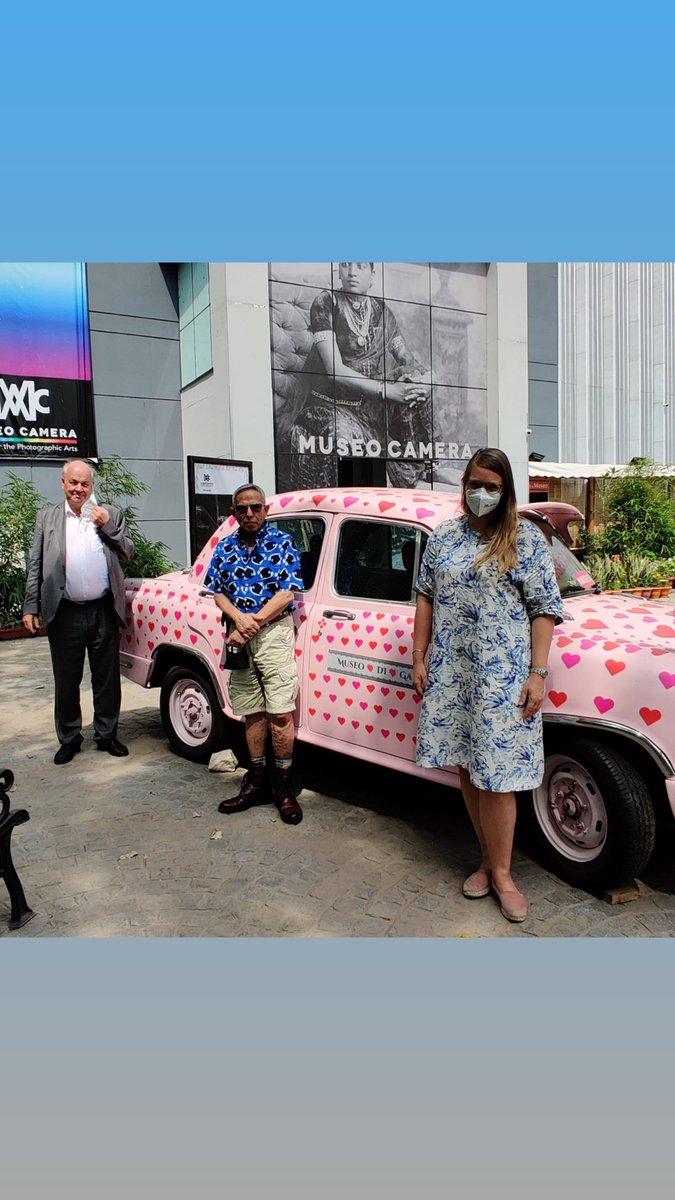 German finance minister and Cultural attache just visited the VANISHING WILDS at Museo Camera