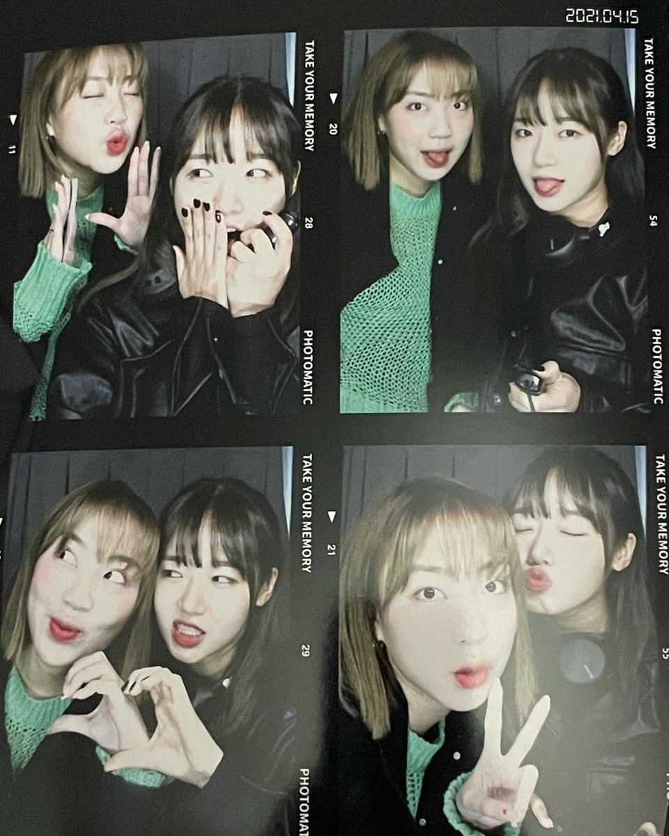 YJ_INTL's tweet photo. [PIC] Instagram update 
♡🎈👭🧸♡
https://t.co/M6a2xvSrRD
#최유정 #위키미키 https://t.co/Z9scYmwkWD