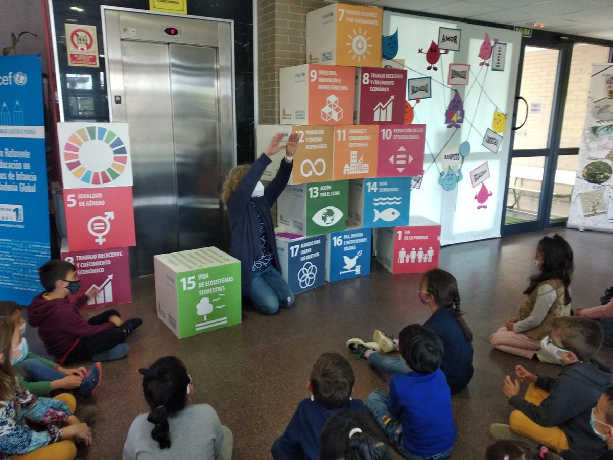 Los alumnos del <a href="/CeipMelquiades/">CEIPMelquiadesHidalg</a> siguen aprendiendo sobre la #Agenda2030 #ODS.
¡Una agenda para no dejar a ningún niño atrás!