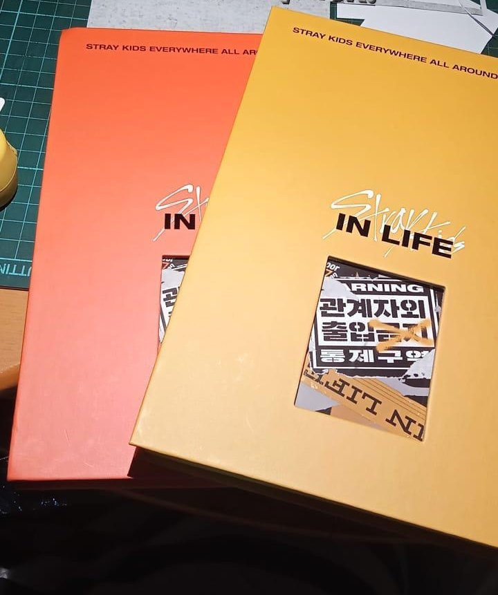 DubutofuPH's tweet photo. After the looOOoooOoNg wait dumating na din! Sayang lang kasi super grabe yung dents sa ob ng orange version. but thank you pa din po, sana ma ship na din yung sa treasure hehe @AtaraxiaPH #ATRXPH_Feedbacks https://t.co/iODgjL7lSp