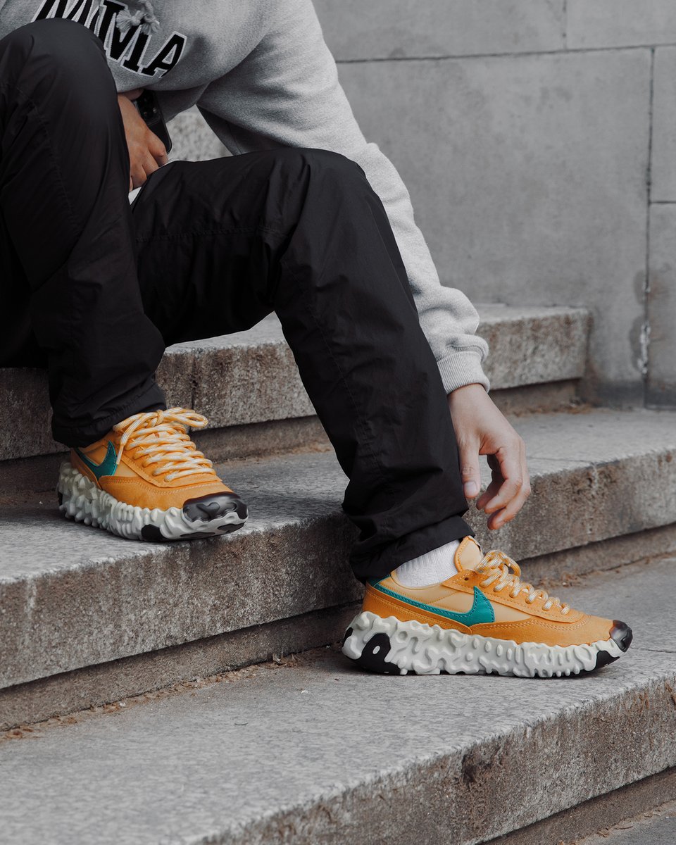 Footpatrol_ldn's tweet photo. Nike Overbreak SP. Nike take the retro aesthetic of the Nike Daybreak and over exagerate it with a dominating React midsole. Available in-store and online, sizes range from UK3.5 - UK12, priced at £125. Shop: https://t.co/gFFVBOVQWQ #Nike #NikeReact #NikeOverbreak https://t.co/7mcqMUwuaM