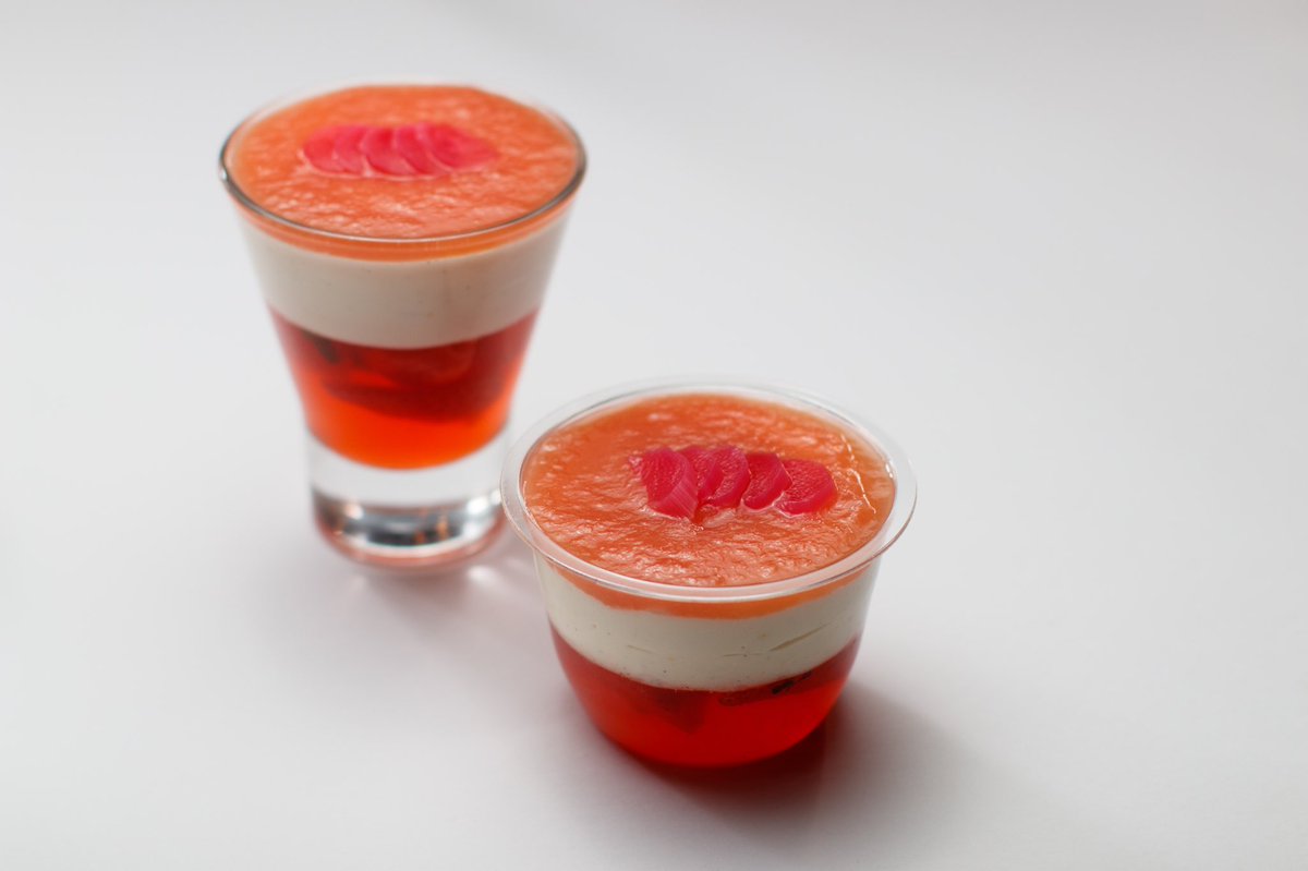 FadeStSocial's tweet photo. Poached strawberry in its jelly, with vanilla crème fraiche, pink rhubarb &amp; ginger.

Available on this weeks set menu, on its own or in family style

#foodforhome #dublinrestaurant #dublin #dublinireland #diningindublin #dublinfoodie #takeaway #collectionanddelivery #delivery https://t.co/obDZD5bSl9