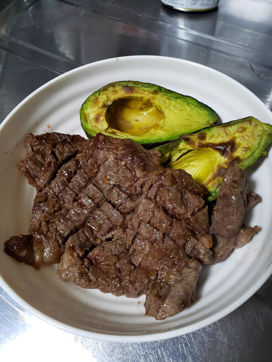 美味しいステーキを焼いたはずなのに？友達に「亀の死骸」と言われたものがこれwww