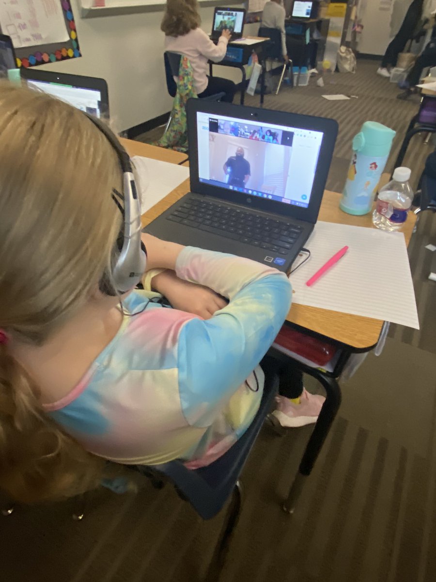 MrsRosserDLC's tweet photo. Oh the possibilities...Possibilities Day is giving @LiscanoElem students a vision! #friscofutureready #ourfisdstory #possibilitiesday #visioningcommittee @stansells1 https://t.co/7eoEracCgg