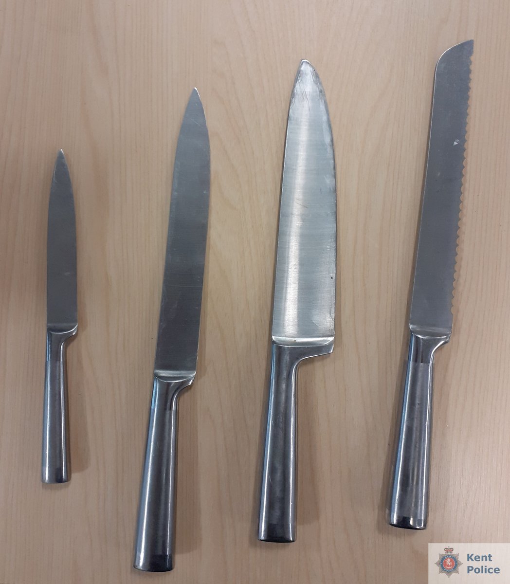KentPoliceMed's tweet photo. Four knives have been seized after they were found hidden behind a bin this morning in #Chatham. Read the full details here: https://t.co/moiuI46TRH https://t.co/TO57o1vQVq