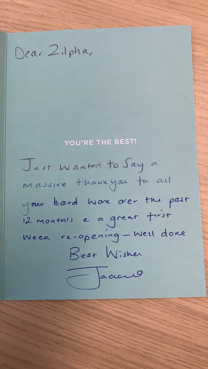 ZilphaLang's tweet photo. Received these today from my boss @JSV1972 #lovelygesture #nicetobeappreciated https://t.co/zUibz3tu1U