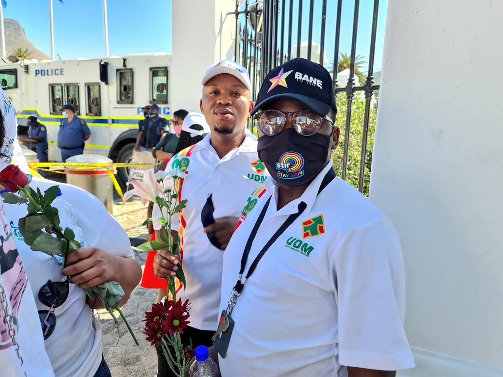 UDmRevolution's tweet photo. A call for Justice, Existence, a Human rights plight. UDM Youth Vanguard Joined Members of the LGBTQIA+calling for #JusticeForLulu and all other queer bodies who have been brutally murdered for their existence.
Phantsi nge Discrimination Phantsi! https://t.co/92SRQ8PfAV