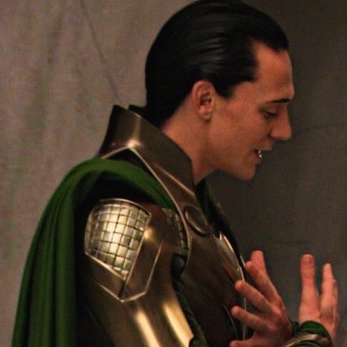 RT @adoringloki: if you say you’re not in love with loki in thor 1, you’re lying to yourself https://t.co/UEstdq6bIK