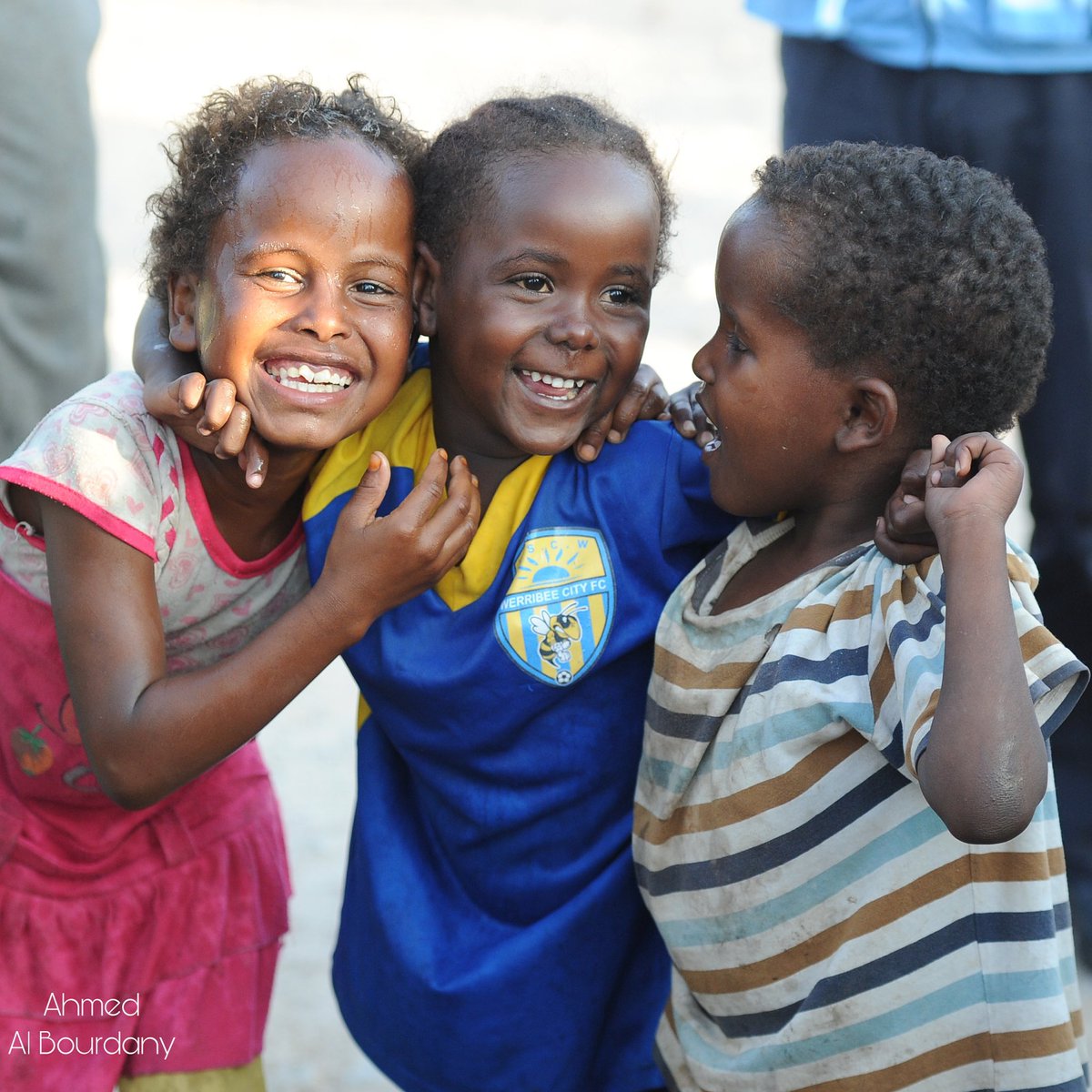 الفقراء الذين يتبادلون الحب هم الأغنياء الحقيقيون

#حقيقة