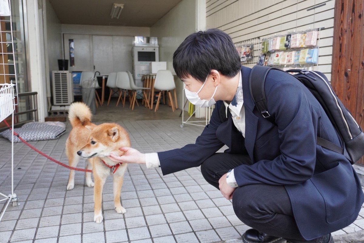 Q_folk's tweet photo. 部員紹介①
［ペンネーム］鯛
［所属］経済・経営学科4年
［パート］ギ、べ
［入部の決め手］新歓が凄かった。音楽の趣味が合う人が多かった。
［好きなバンド］EPICA、Periphery、Polyphia、Protest The Hero、どぶろっくなど。
［趣味］釣り、バイク
［一言］機材厨はQ-folk。 https://t.co/xQGb5unqOs