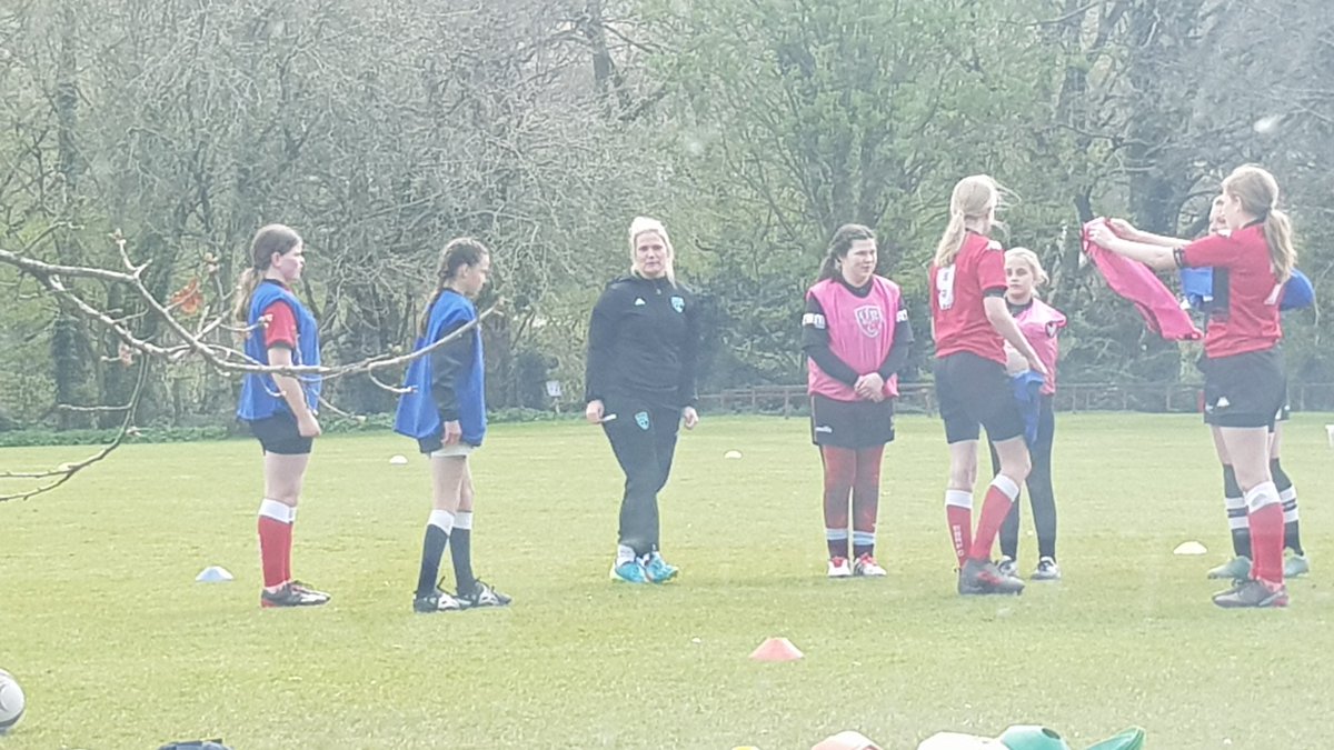 TheaNoCo 🏉🌹🏴⚡💪🏽 tweet media