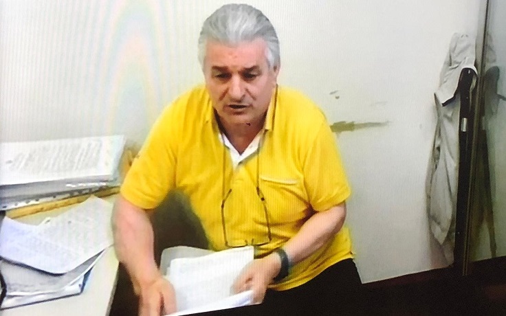MafiaExposed's tweet photo. BENDABLE BOSS. Calabrian capomafia Nicolino “Rubber Hand” Grande Aracri agrees to snitch! Bent businessmen who laundered his money likely tremble in fear. His influence gained him entrance to the Vatican and a top court. https://t.co/bD8f8PLGmZ
#Ndrangheta #Mafia #maxitrial https://t.co/5DzL5g2bDk