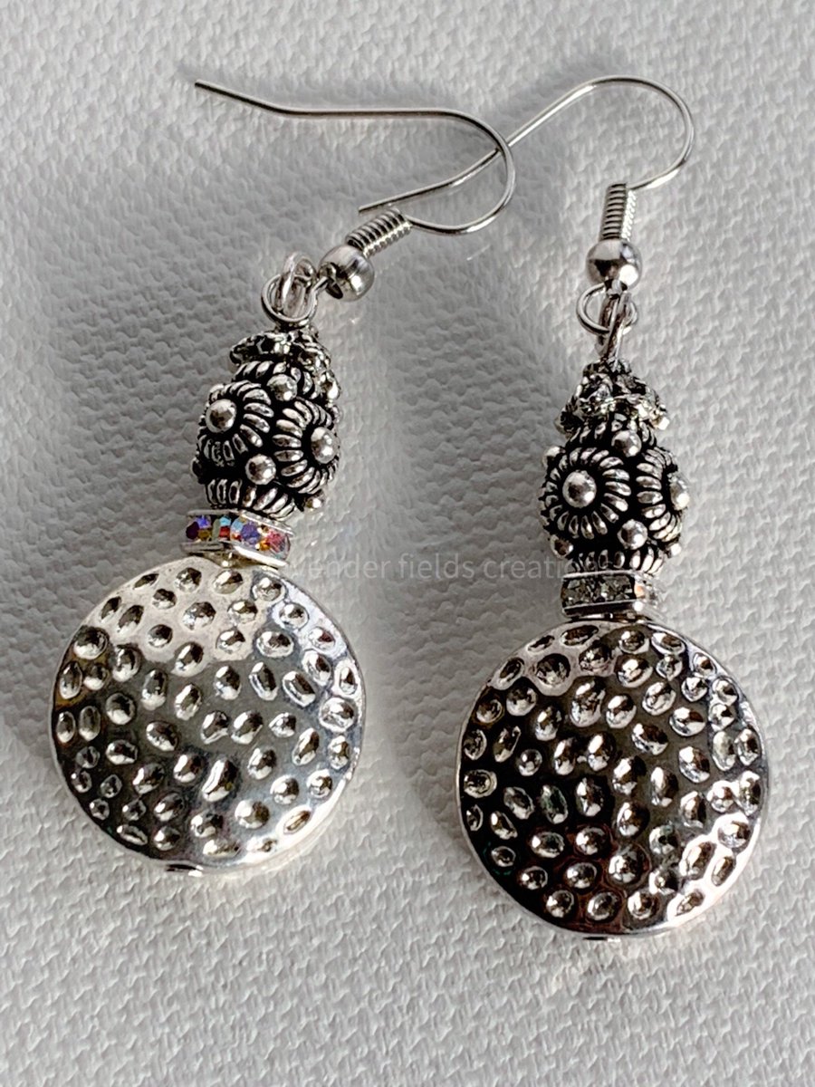 Excited to share the latest addition to my #etsy shop: Antique Silver Metal Dangle (20217E) etsy.me/2Q8M5Mb #silver #earlobe #earrings #dangle #smallearrings #metal #lfieldscreations #shoplocalclintontwpmi #smallbusinesslove #shopsmall #calledtocreate