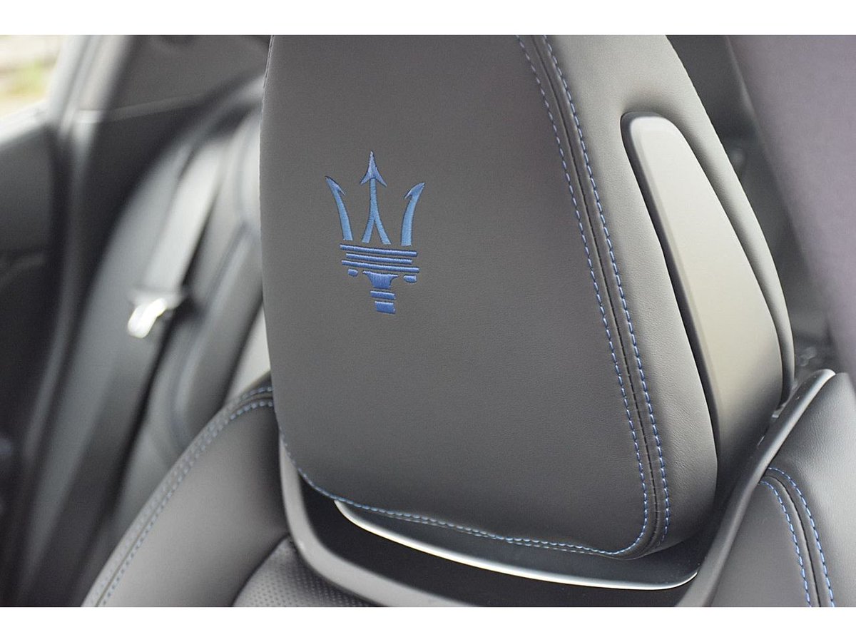 Maserati_Nottm's tweet photo. COTW 🚨 The fantastic Maserati Ghibli Hybrid Gransport Nerissimo, presented in Blue Emozione with Nero Full Natural Drilled Leather interior. It was registered in 2020 and has under 3000 miles on the clock.

Explore further by following this link: https://t.co/tgbpRG0xr9 https://t.co/4myr8dYjeG
