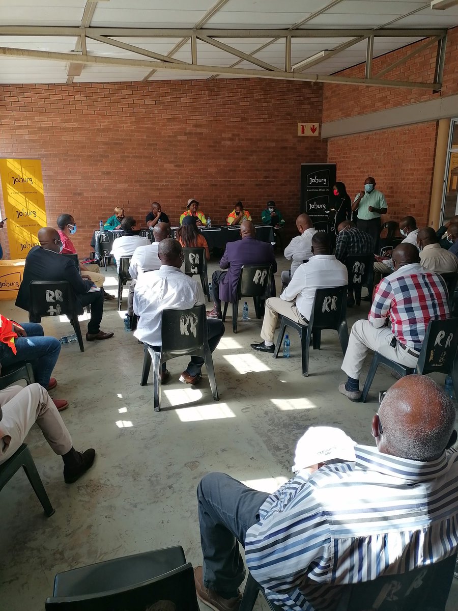 NHMakhuba's tweet photo. This afternoon we ended the day at Rabie Ridge Hall to engage with the Local Taxi Industry. The engagement was to hear the sectors challenges and strengthen the relations with @CoJTransport .@CityofJoburgZA #WeServeJoburg #JoburgServices #TransportingJoburg #NHMakhubaInAction https://t.co/HBHtcAUmSi